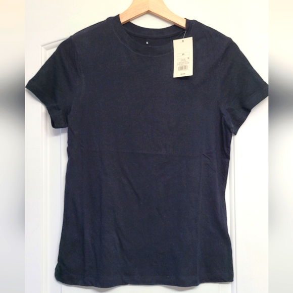 a new day Tops - NWT Black Tee